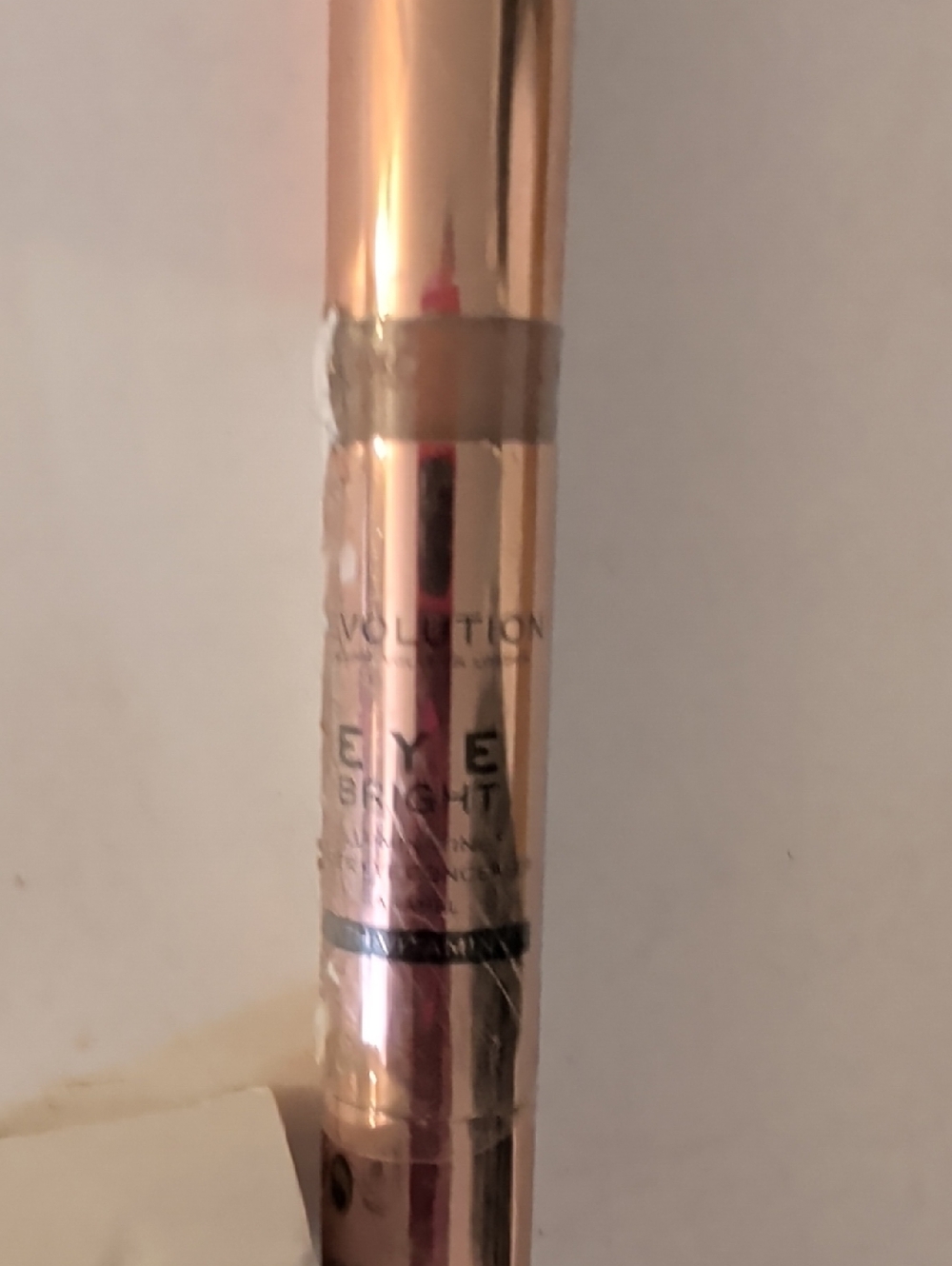 Revolution Eye Bright Concealer Stick - Rose Gold Metallic